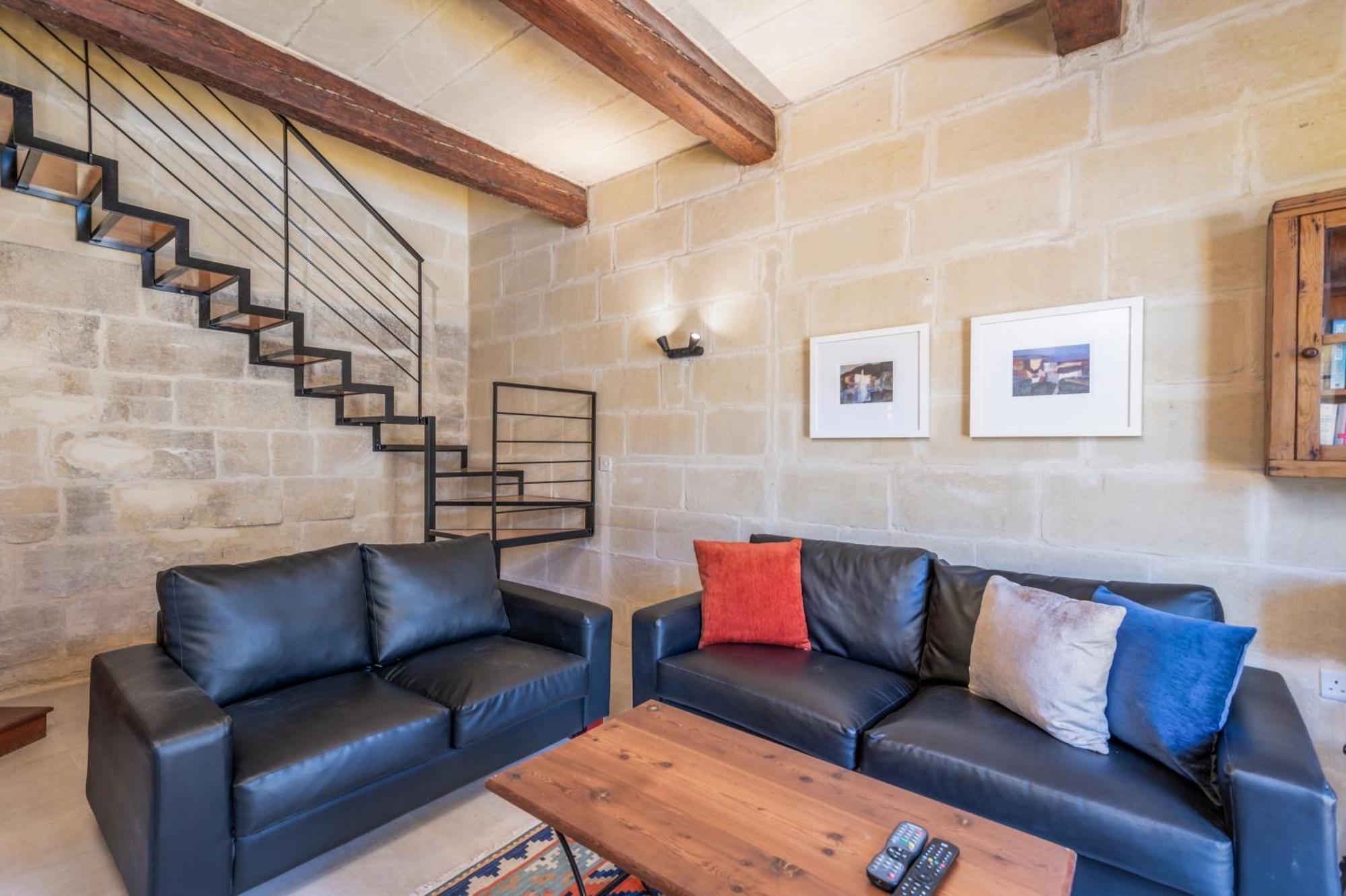 Dar ta' Betta Farmhouse with private pool Għarb Esterno foto